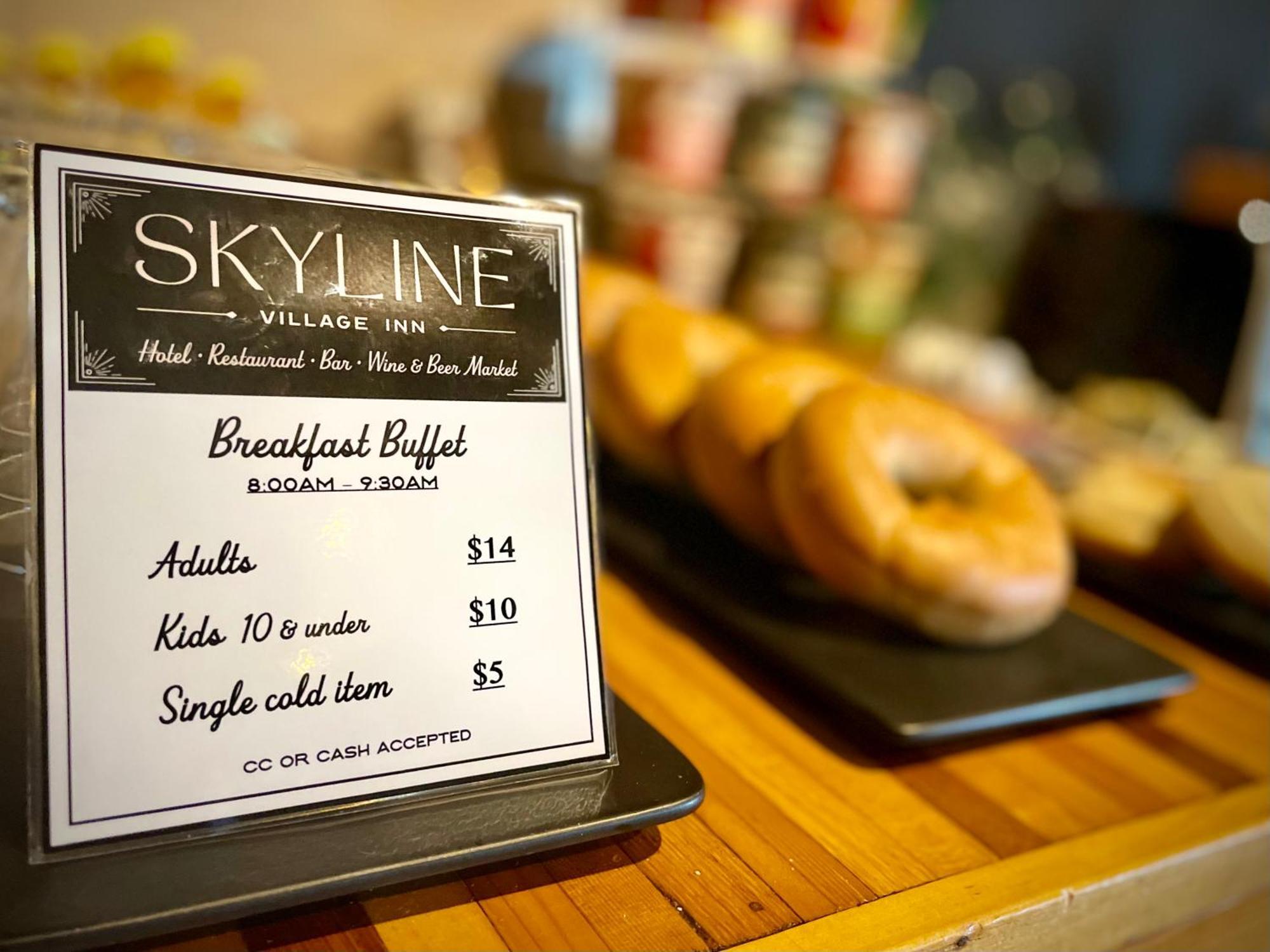 Skyline Village Inn Spruce Pine Exterior foto